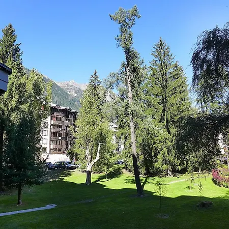 Le Chamois Blanc.11