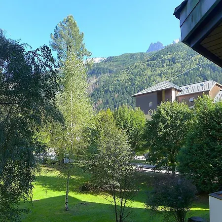 Le Chamois Blanc.11 Chamonix