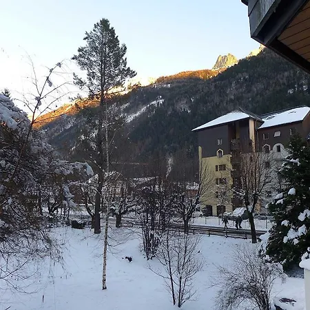 Le Chamois Blanc.11